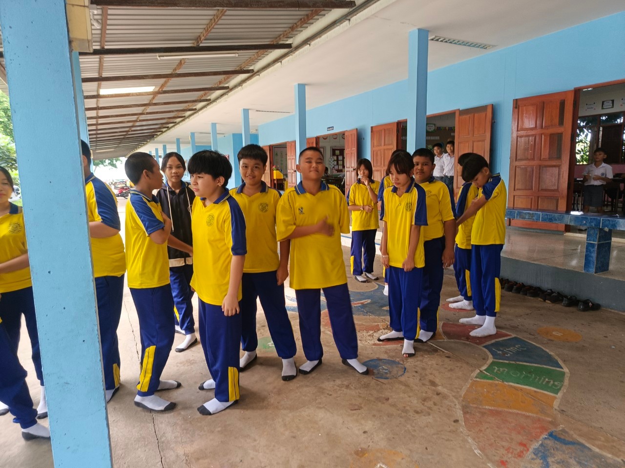 ฉีดวัคซีนป้องกันโรคมะเร็งปากมดลูก (HPV)